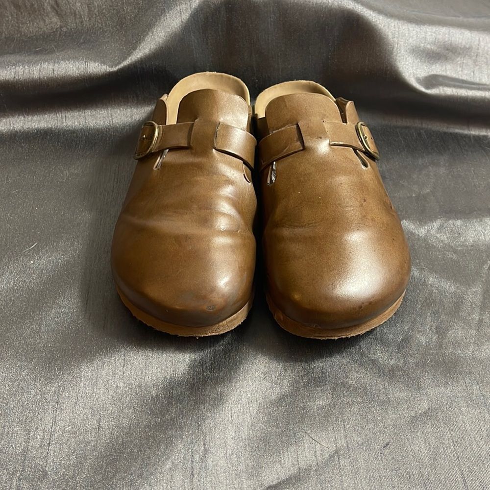 North Pole clogs  